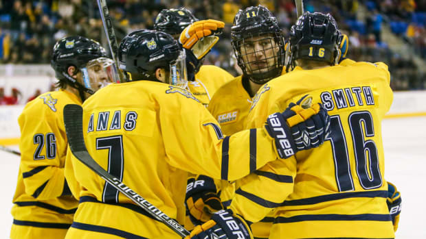 quinnipiac-earns-top-seed-2016-ncaa-hockey-tournament-field.jpg